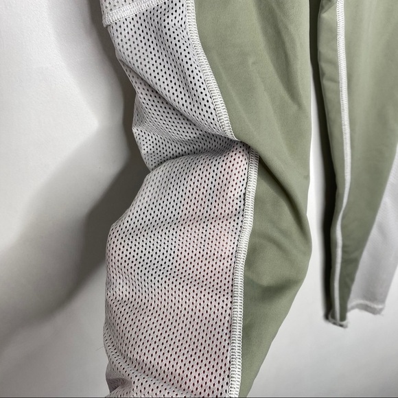 Aerie Chill Play Move Leggings - Picture 12 of 14